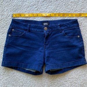 Dark stretchy blue denim jeans Women’s junior’s size 9